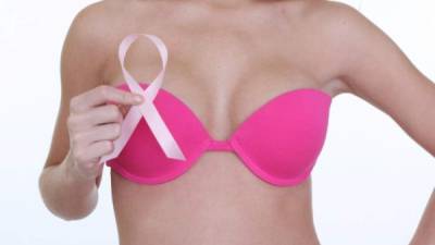 La mujer a partir de los 40 años debe realizarse la mamografía.