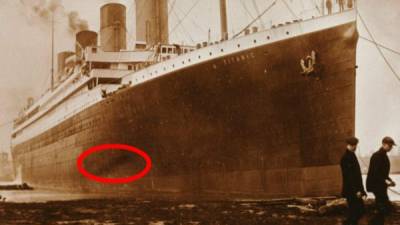 Una serie de fotografías inéditas prueban que un incendio habría debilitado el acero del barco.