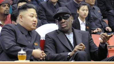 Dennis Rodman, una de las grandes estrellas de la NBA durante la década de los 90, es uno de los mejores amigos del líder Kim Jong-un y en las últimas horas ha causado revuelo al confesar cómo es que nació la amistad con el coreano.