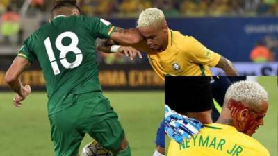 El jugador de Bolivia reveló que Neymar se estaba burlando de ellos.