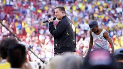 J Balvin puso ritmo al inicio de la Copa América Centenario.