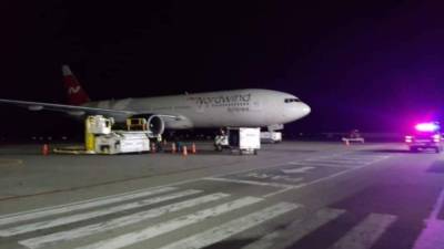 El Boeing 777 ruso, con capacidad para 500 pasajeros, aterrizó en el aeropuerto de Caracas únicamente con la tripulación./Twitter.