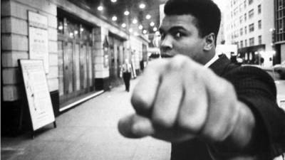 Muhammad Ali nació como Cassius Clay pero eligió cambiar su nombre en la década de 1960 luego de su conversión al islam.