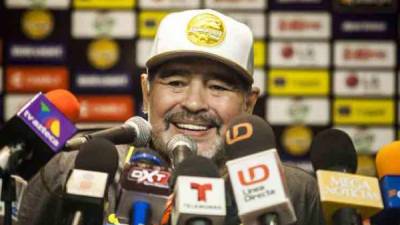 Argentine legend Diego Maradona speaks during a press conference after his first match as coach of Mexican second-division club Dorados, against Cafetaleros, at the Banorte stadium in Culiacan, Sinaloa State, Mexico, on September 17, 2018. / AFP PHOTO / RASHIDE FRIAS