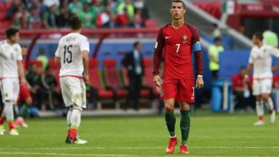 Kazan (Russian Federation), 18/06/2017.- Portugal's Cristiano Ronaldo reacts during the FIFA Confederations Cup Group A match against Mexico at Kazan Arena, in Kazan, Russia, 18 June 2017. (Rusia) EFE/EPA/MARIO CRUZ