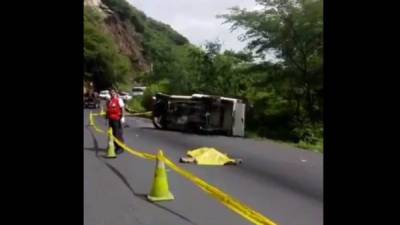 Se presume que uno de los dos conductores invadió el carril del otro.