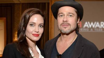 Angelina Jolie y Brad Pitt en una foto de archivo.