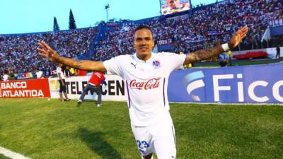 Arnold Peralta celebró el título 29 con Olimpia el pasado domingo.