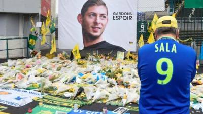 La muerte del argentino Emiliano Sala en un accidente aéreo dejó muy conmocionadas a las aficiones del Cardiff y el Nantes.