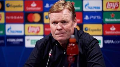 Ronald Koeman en la conferencia de prensa después del partido.