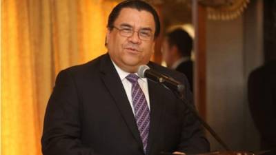 Arturo Corrales, canciller de la República de Honduras.