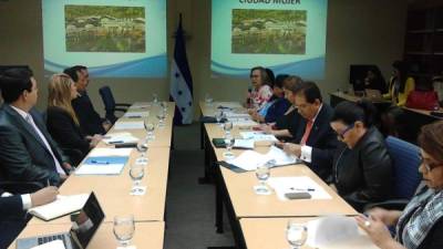 Consejo directivo nacional del programa presidencial Ciudad Mujer.