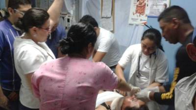 Siete personas sufrieron lesiones graves y fueron remitidas al hospital Mario Rivas.