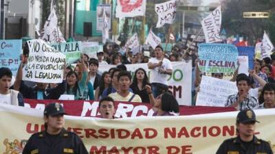 Gobierno de Perú cree que temor a ley laboral juvenil bajará con reglamento. Foto cortesía La República.pe