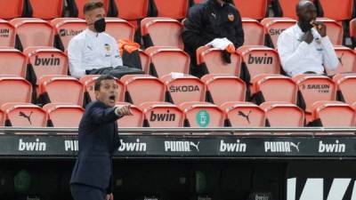 Javi Graci dejó este lunes el puesto de entrenador del Valencia. Foto EFE.