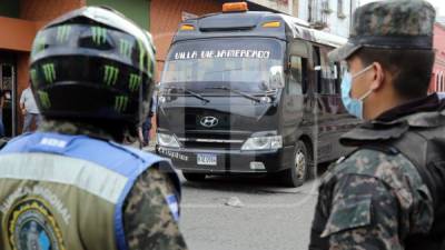 El hombre conducía una de las unidades con ruta Villa Vieja-Mercado.