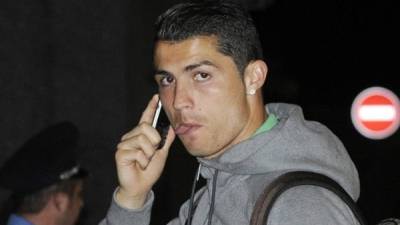 En el Real Madrid comienza a preocupar tantos viajes de CR7 que al final le pueden pasar factura.