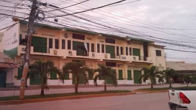 Se inspeccionan cuatro negocios ubicados en el municipio de Catacamas, Olancho. Fotos tomadas del Ministerio Público.