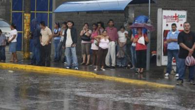 Las condiciones de lluvia y tormenta prevalecerán sobre el territorio hondureño.