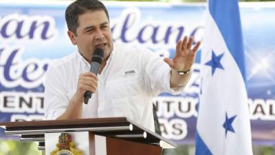 El presidente de Honduras, Juan Orlando Hernández, dijo hoy que 'es el momento' de un diálogo nacional para tratar asuntos como la corrupción y la impunidad, al confirmar la próxima llegada al país del secretario general de la OEA, Luis Almagro, para impulsar dicho proceso.