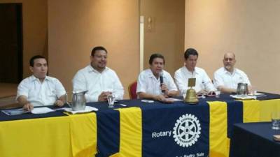 La junta directiva del Club Rotario de SPS estuvo presente durante la exposición.