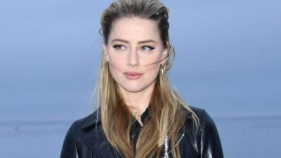 Amber Heard fue demanda por difamación por su exmarido Johnny Depp.