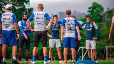 La selección hondureña afina detalles para el choque ante EUA. Foto Twitter Fenafuth.