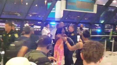 La policía detuvo a varios pasajeros que protagonizaron una pelea con los empleados de Spirit en el aeropuerto de Fort Lauderdale.