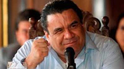 El excanciller Arturo Corrales renunció el jueves.