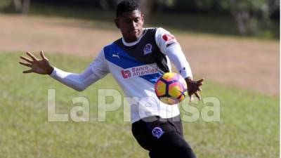 Carlo Costly seguirá jugando con el Olimpia. Foto Juan Salgado