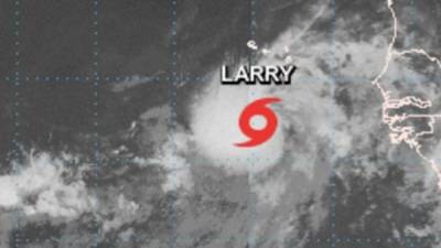 A Larry lo acompaña la depresión tropicales Ida.