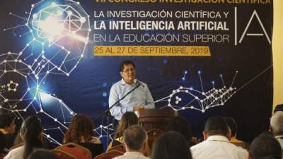 El mexicano Rafael Morales, doctor en inteligencia artificial, ayer en el inicio del congreso.
