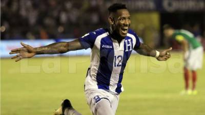 Romell Quioto celebrando el gol que dio a Honduras el boleto al repechaje.