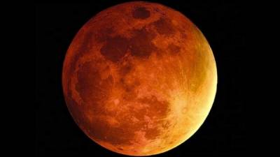 En su punto más cercano a la Tierra, la Luna, de gran tamaño y luminosa, se vestirá de rojo en un eclipse total.