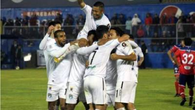 El Comunicaciones quedó como líder del Torneo Clausura 2020 de Guatemala en las 13 jornadas.