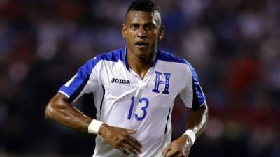 Osman Madrid llama a poner los pies en la tierra sobre la situación de Carlo Costly en la Selección de Honduras.