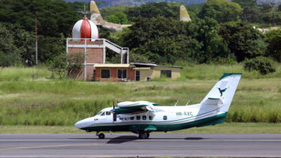 Desde hace 20 años, Aeronáutica Civil trabaja con los mismos equipos.