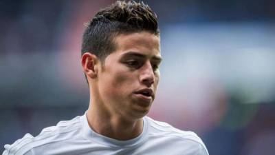 James sería reemplazado por el belga Eden Hazard del Chelsea.