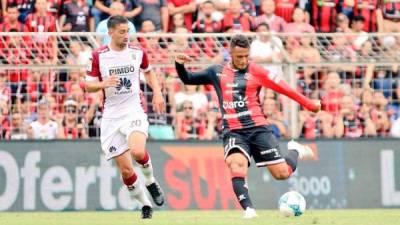 Alex López fue titular durante todo el encuentro ante Saprissa. FOTO TWITTER.