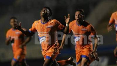 Maycol Montero celebrando su gol, el segundo de la UPN, contra la Real Sociedad.