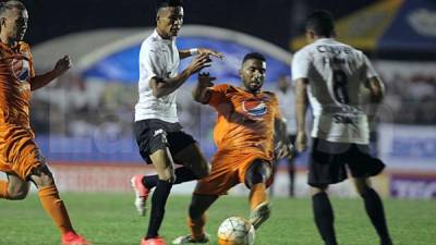 El Motagua ganó el primer partido de la final por 1-4 contra el Honduras Progreso. Foto Wendell Escoto