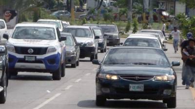 El parque vehicular en la ciudad ya supera el medio millón. Foto: Amílcar Izaguirre.