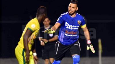 Francisco Reyes marcó un gol de penal y dio la victoria al Social Sol ante el Vida. Foto Samuel Zelaya