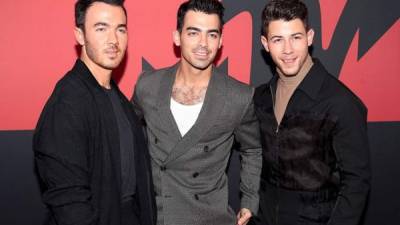 Nick y Kevin Jonas estaban en el lugar, sin la compañía de Joe; por fortuna los cantantes salieron ilesos.