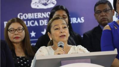 Rocío Tábora, ministra de Finanzas, dio detalles de los avances de la preintervención de la estatal eléctrica.