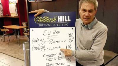 Graham Sharpe, portavoz de la casa de apuestas William Hill, anticipa las probabilidades para el referendo británico.