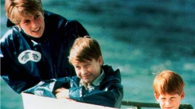 La princesa Diana era amorosa con sus hijos Guillermo y Enrique.