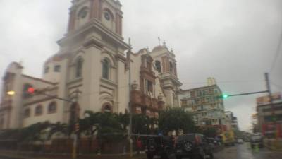 San Pedro Sula se mantiene nublada y con lloviznas.