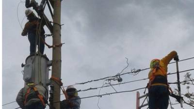 Personal de la Empresa Energía Honduras trabajará en el mantenimiento de las líneas de distribución.
