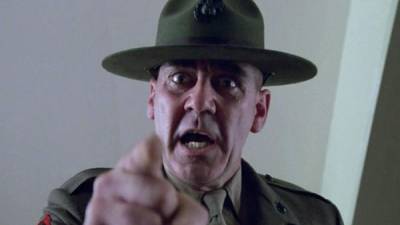 R. Lee Ermey interpretó al sargento Hartman en la película Full Metal Jacket.// Foto redes.